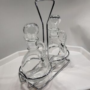 Libbey Clear Glass Oil and Vinegar Set with Silver Holder